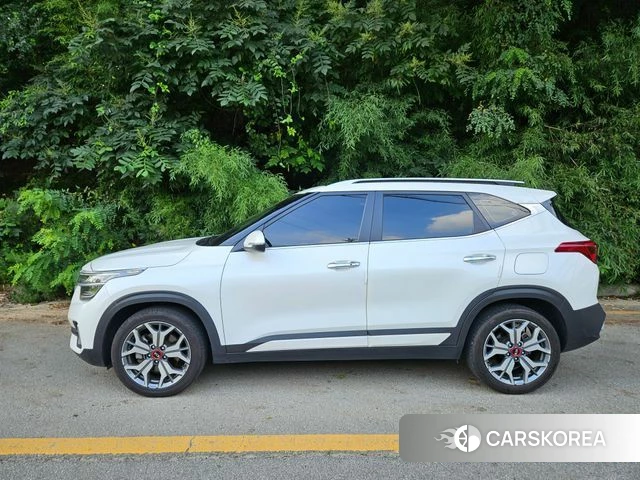 Kia Seltos 2020 Белый из Кореи, фото 6