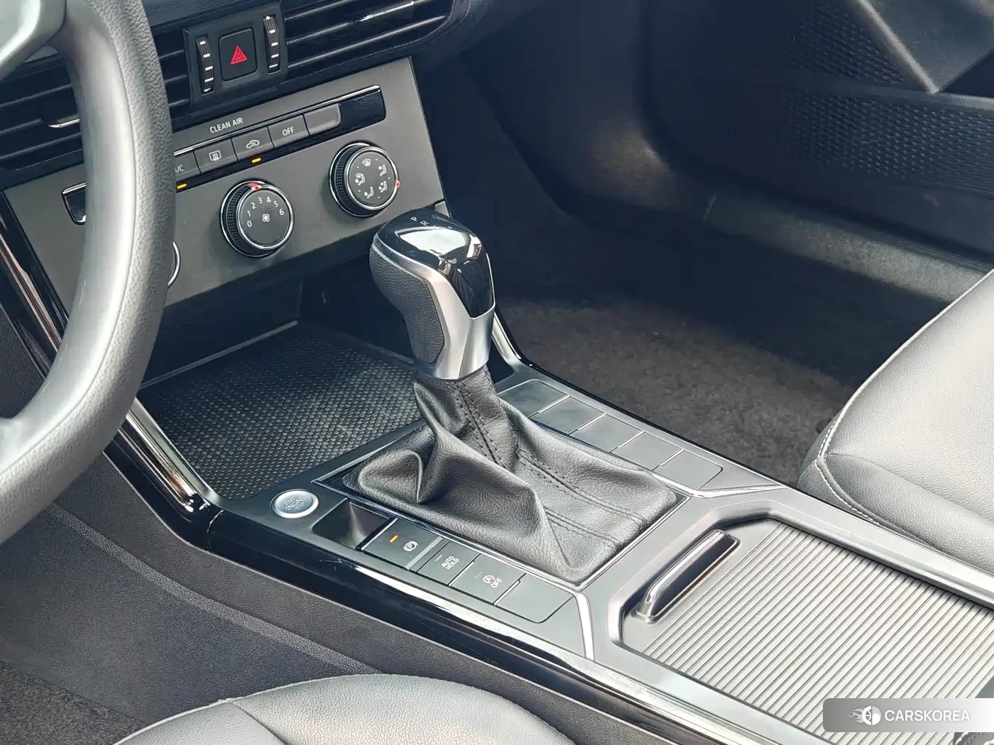 Volkswagen Passat id 4679528 из Китая 16