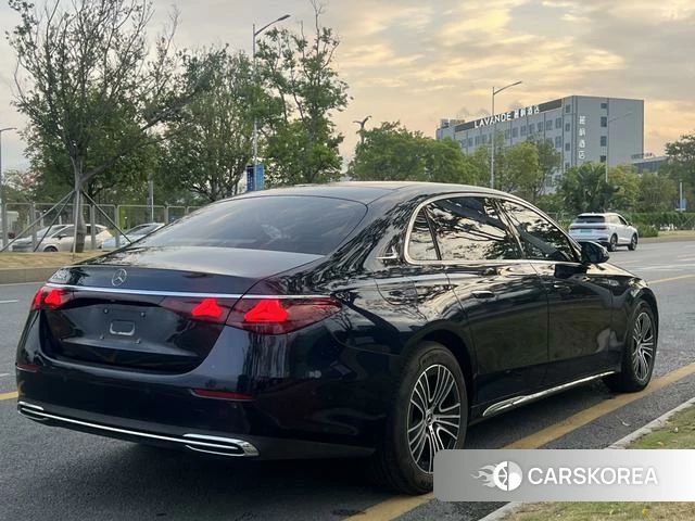 Mercedes-Benz E-class 2024 Синий из Китая, фото 3