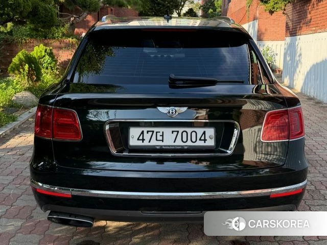 Bentley Bentayga 2018 Черный из Кореи, фото 3
