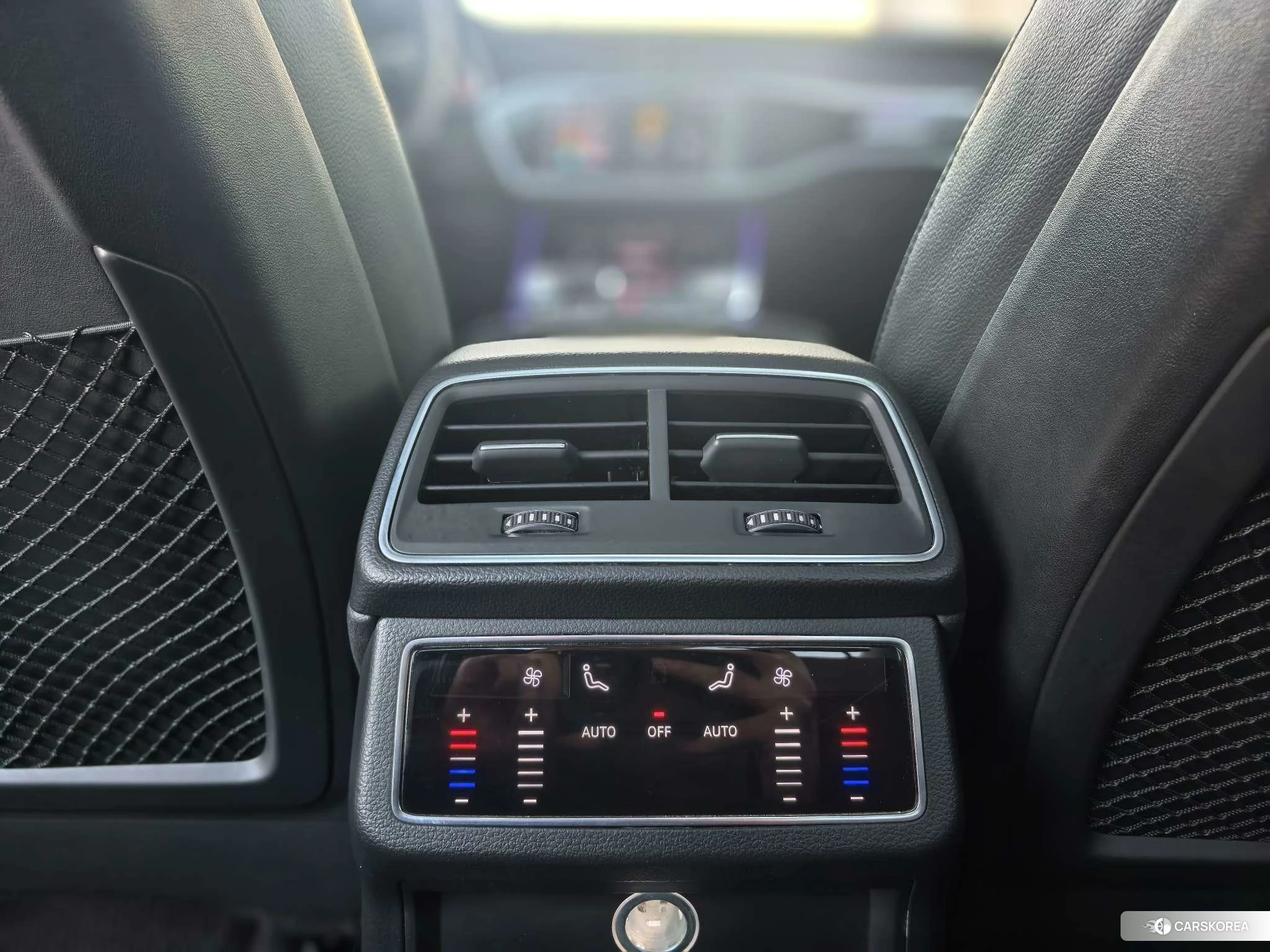 Audi A6L id 4512498 из Китая 13