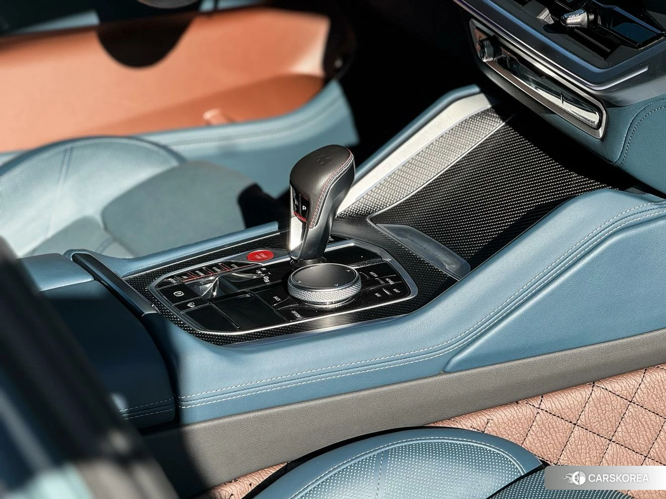 BMW XM id 4512684 из Китая 15
