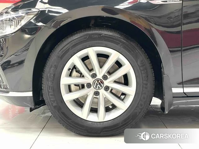 Volkswagen Magotan id 4207494 из Китая 11