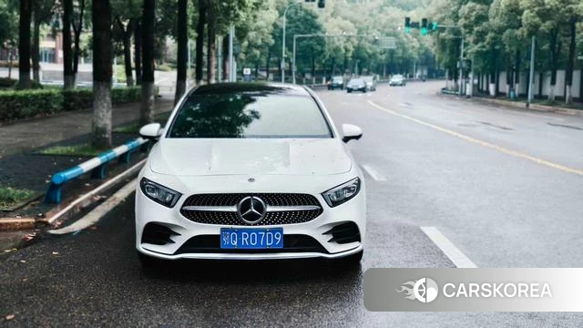 Mercedes-Benz Class A 2021 Белый из Китая, фото 3