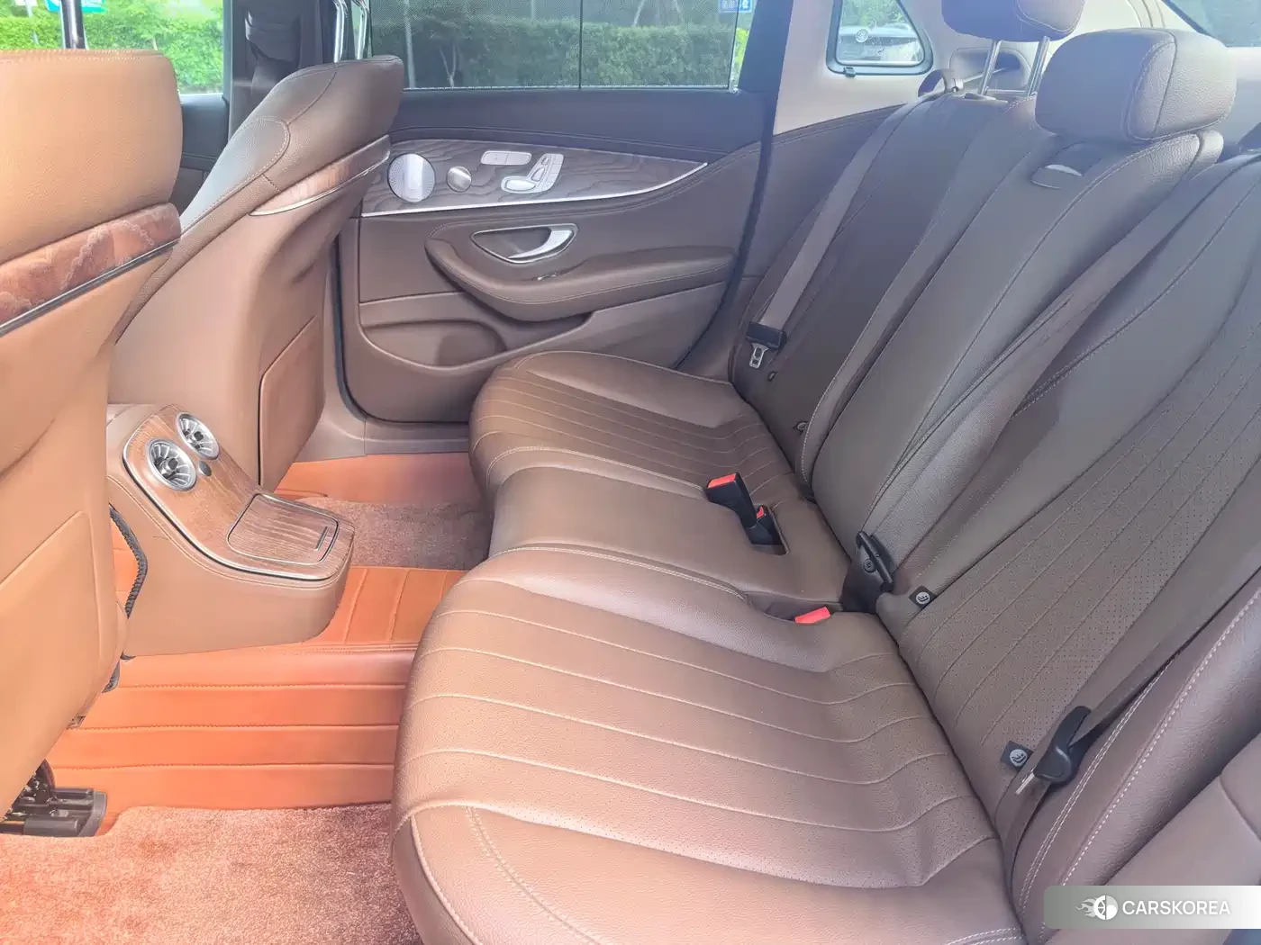 Mercedes-Benz E-Class id 4570605 из Китая 13