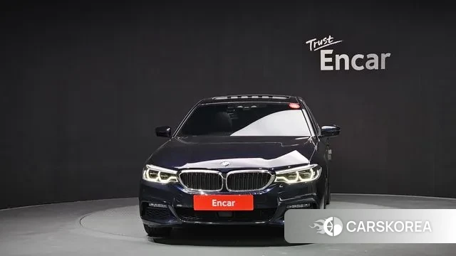 BMW 5 Series (G30) id 3433868 из Кореи 13