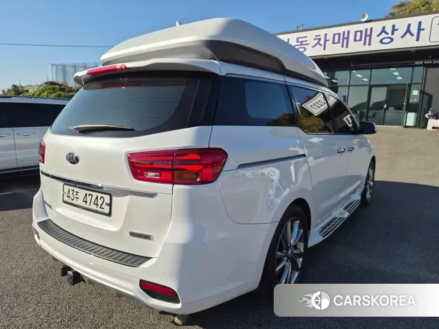 Kia The New Carnival id 3368531 из Кореи 12