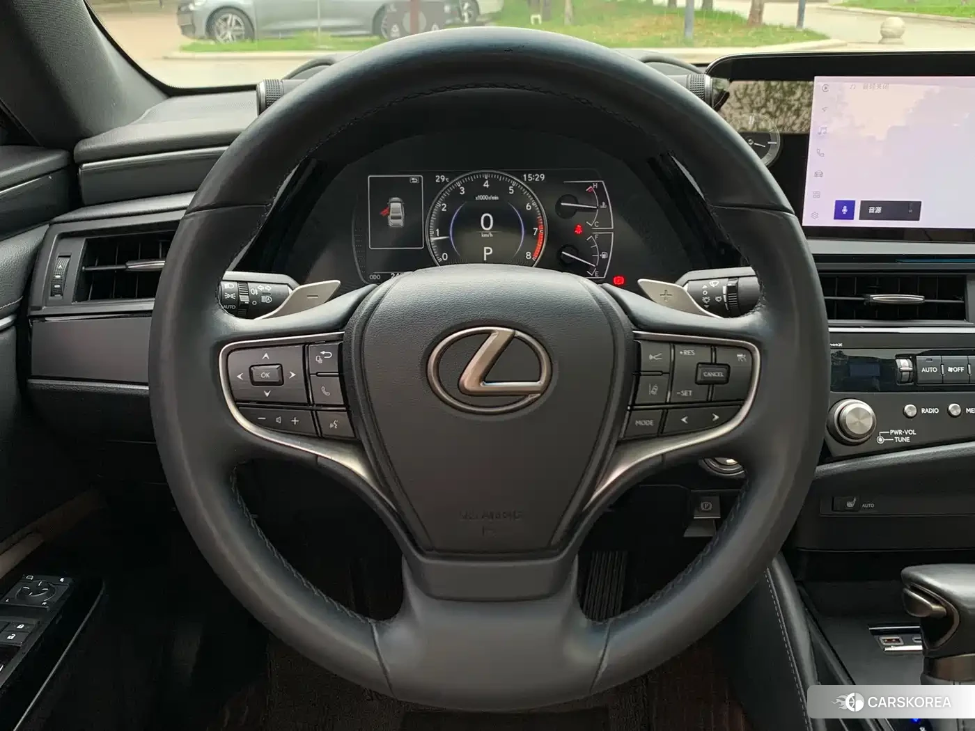 Lexus ES id 4629735 из Китая 9