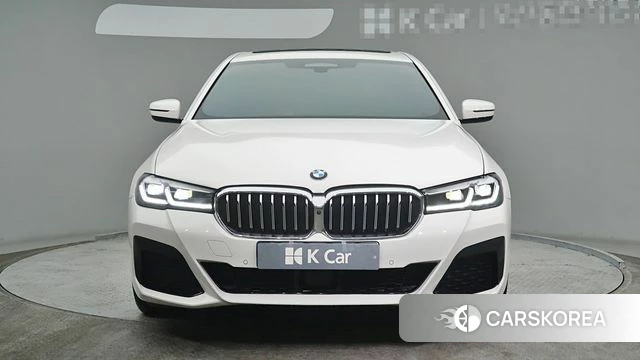 BMW 5 Series (G30) id 3954195 из Кореи 13