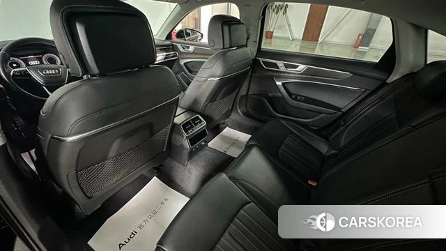 Audi A6L id 4279072 из Китая 11