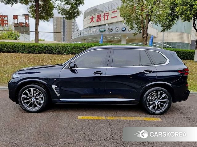 BMW X5 2024 Черный из Китая, фото 3