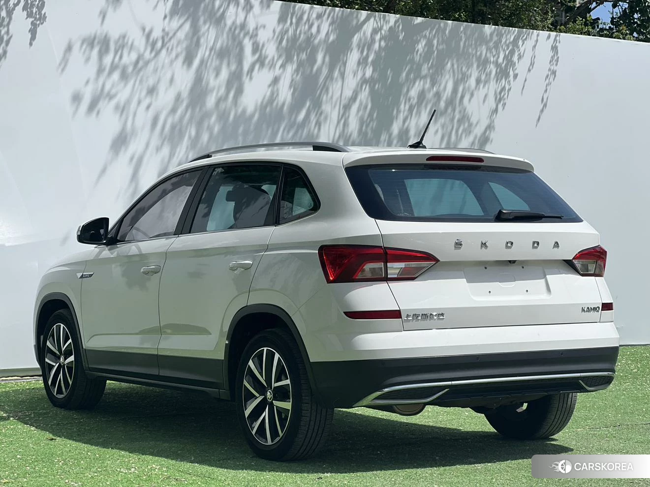 Skoda Komick 2022 Белый из Китая, фото 3