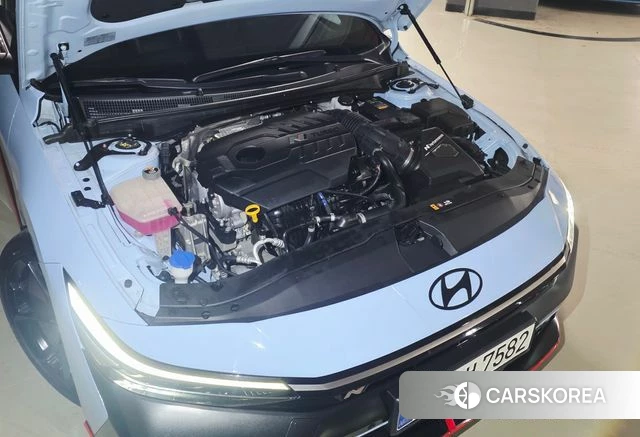 Hyundai The New Avante (CN7) 2023 Небесно-голубой из Кореи, фото 3