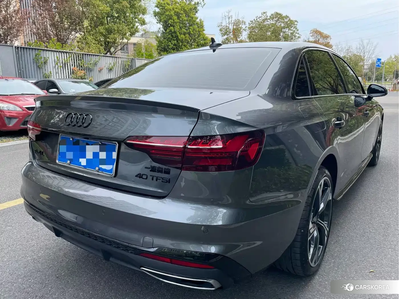 Audi A4L id 4601130 из Китая 7