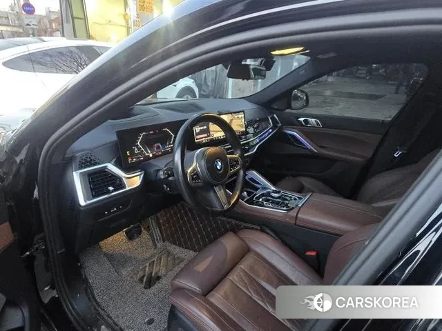 BMW X6 (G06) 2024 Черный из Кореи, фото 3