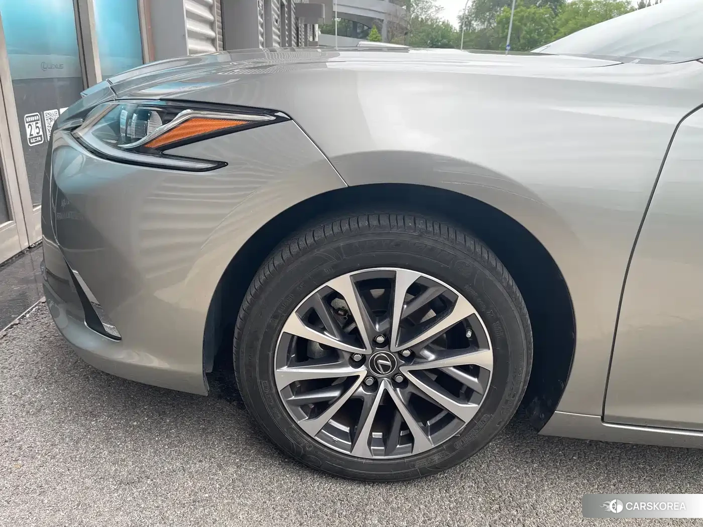 Lexus ES id 4553971 из Китая 17