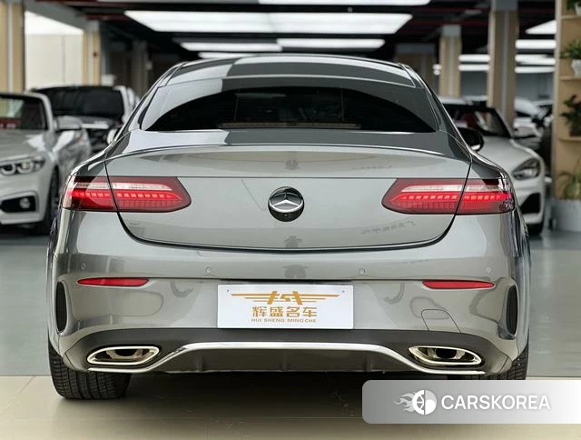 Mercedes-Benz E-class (imported) 2021 Темно-серый из Китая, фото 3