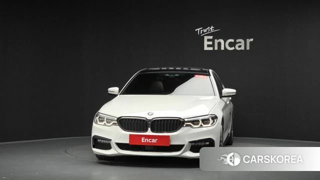 BMW 5 Series (G30) id 4502824 из Кореи 23