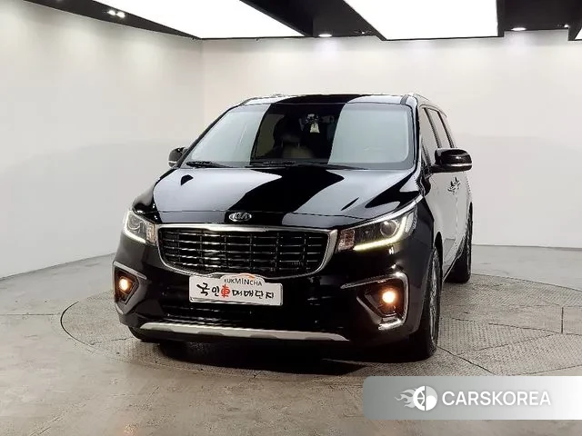 Kia The New Carnival id 3592947 из Кореи 13