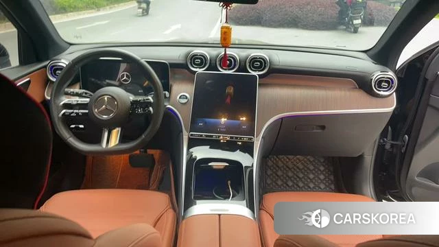 Mercedes-Benz GLC 2023 Черный из Китая, фото 4