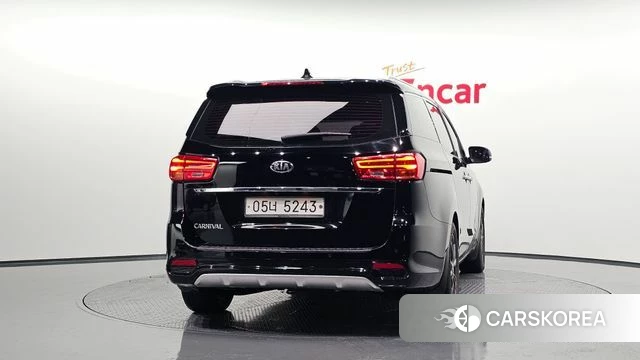 Kia The New Carnival id 4746781 из Кореи 23