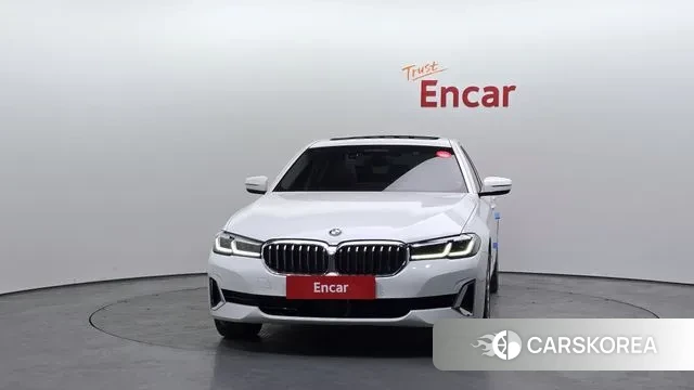 BMW 5 Series (G30) id 3722764 из Кореи 13