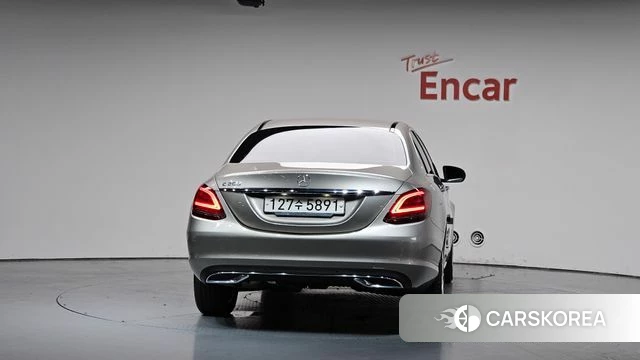 Mercedes-Benz C-Class W205 id 4632550 из Кореи 23