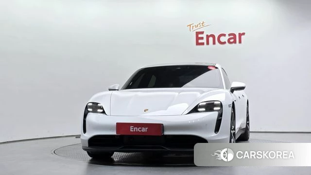 Porsche Taycan id 4578971 из Кореи 23
