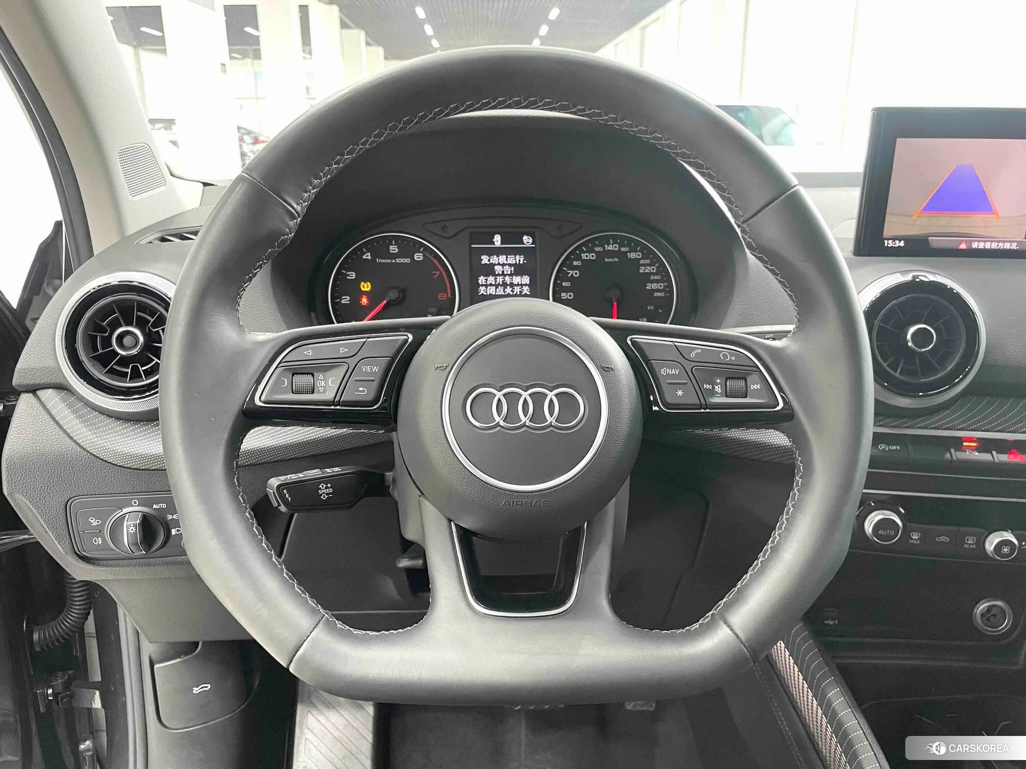 Audi Q2L id 4512544 из Китая 13