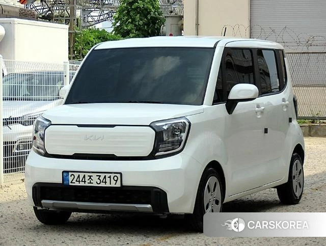 Kia The New Kia Ray 2023 Белый из Кореи, фото 3