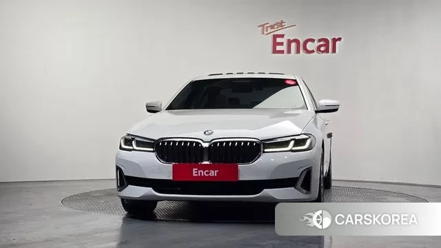 BMW 5 Series (G30) id 3592305 из Кореи 13