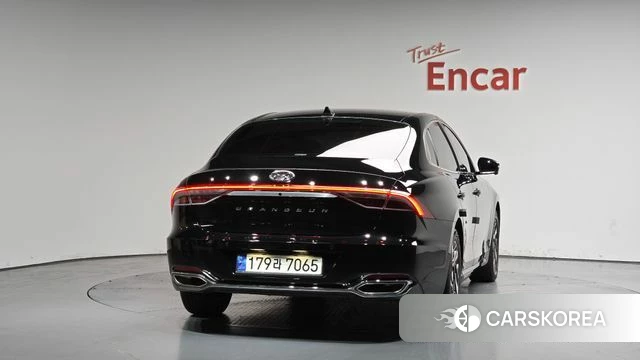 Hyundai The New Grandeur IG Hybrid id 4231689 из Кореи 23