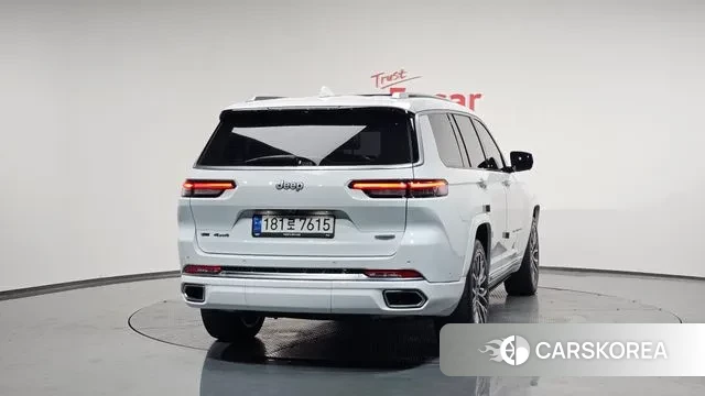 Jeep Grand Cherokee (WL) id 3110232 из Кореи 13