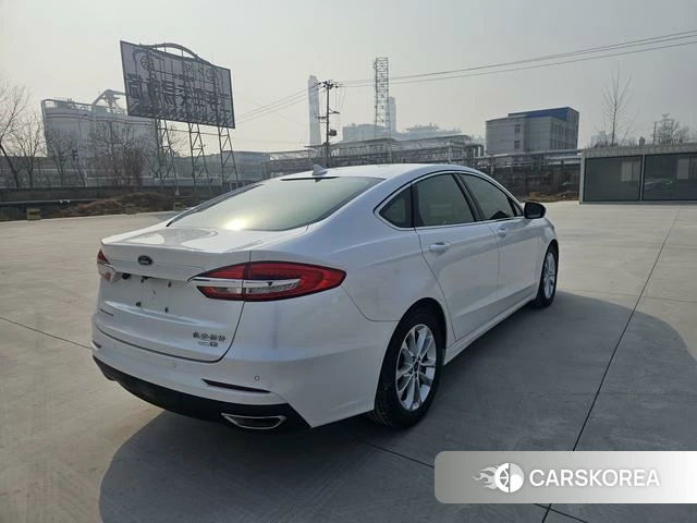 Ford Mondeo 2020 Белый из Китая, фото 3