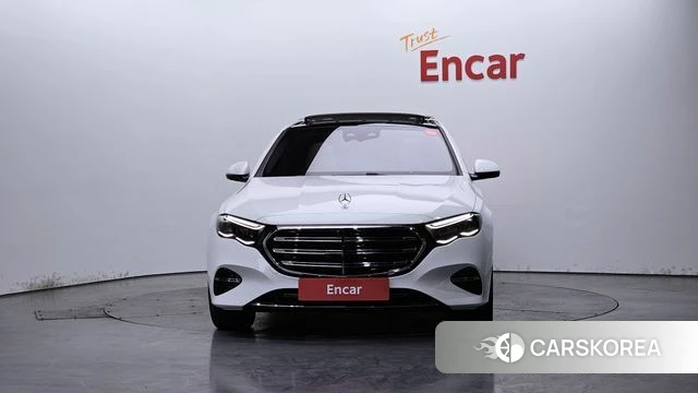 Mercedes-Benz E-Class W214 id 3890979 из Кореи 13