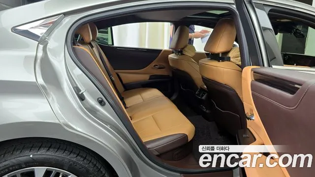 Lexus ES300h 7th generation id 2647745 из Кореи 13