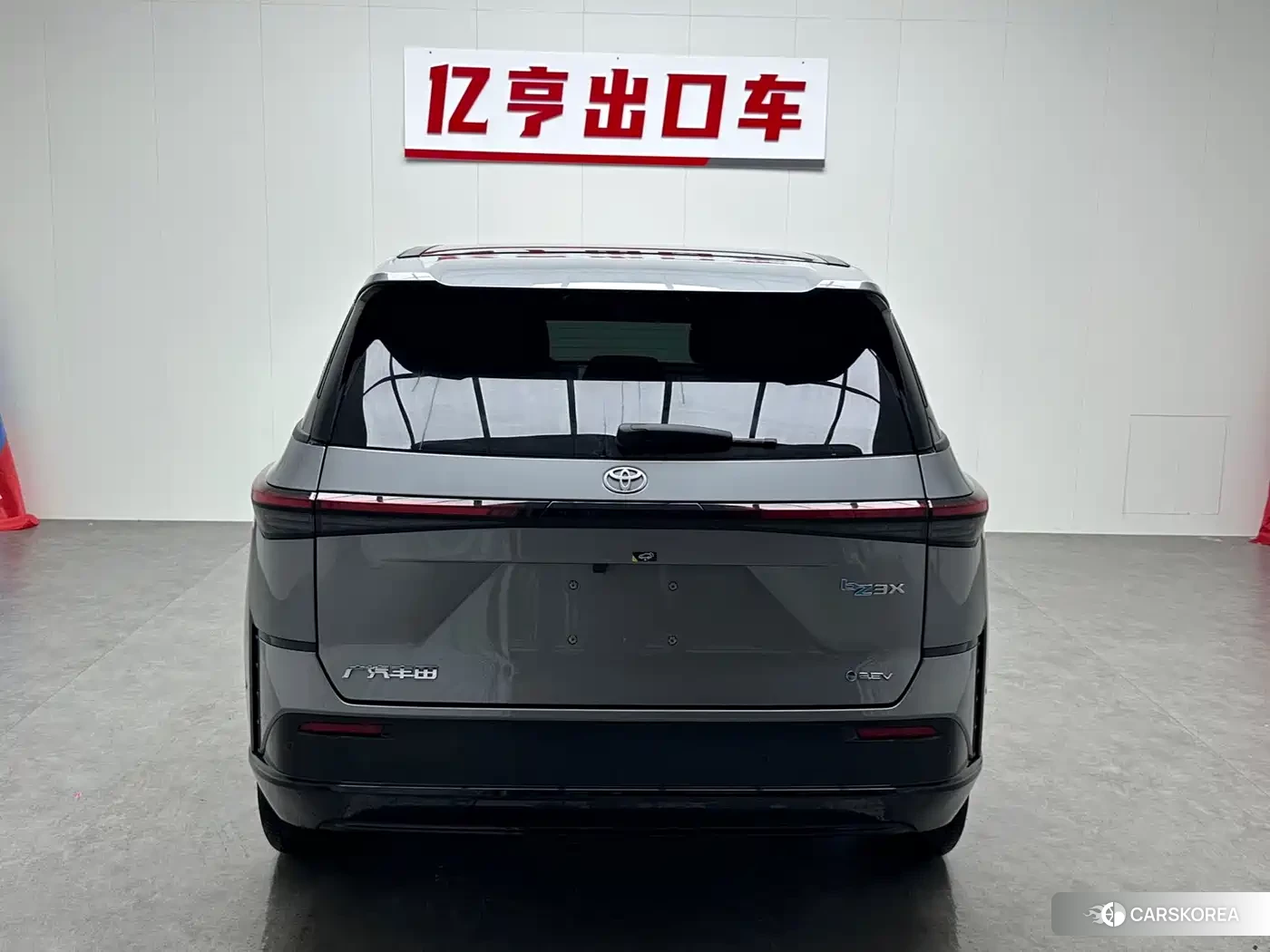 Toyota Platinum Wisdom 3X id 4577468 из Китая 15