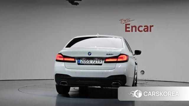 BMW 5 Series (G30) id 4848345 из Кореи 23