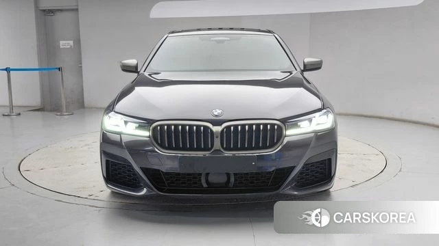 BMW 5 Series (G30) id 3828052 из Кореи 13