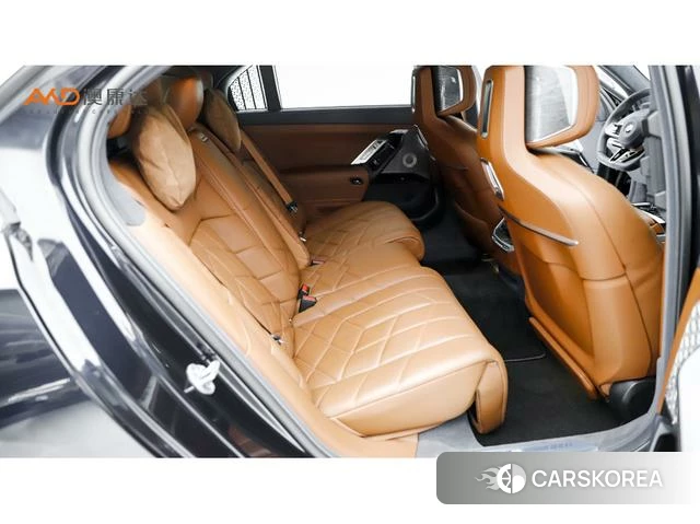 BMW i7 2024 Черный из Китая, фото 3