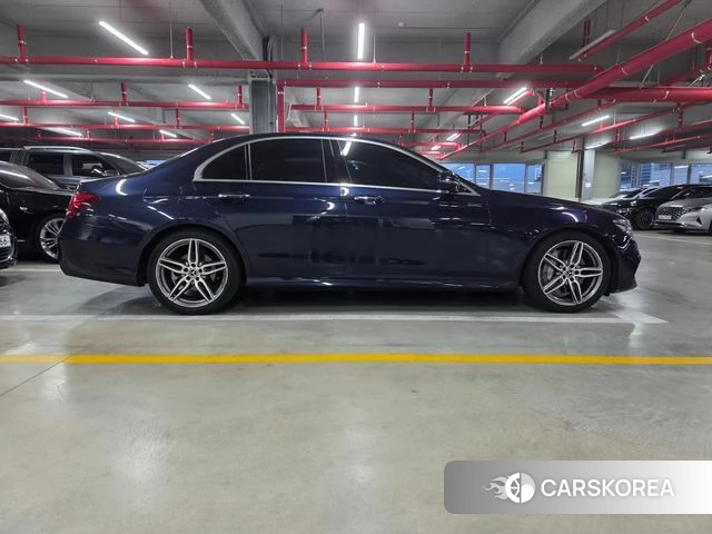 Mercedes-Benz E-Class W213 2019 Синий из Кореи, фото 3