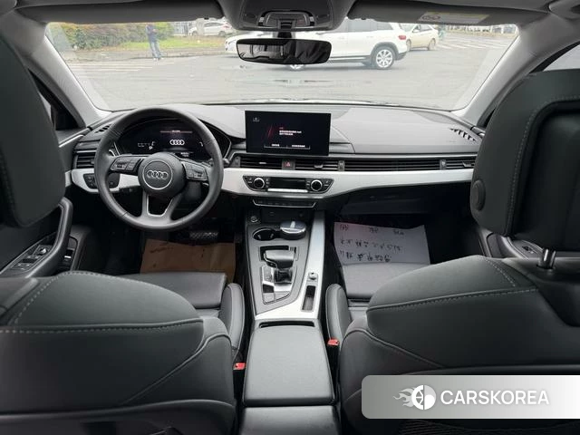 Audi A4L 2021 Темно-серый из Китая, фото 3
