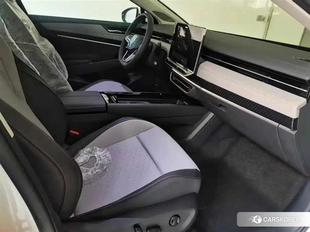 Volkswagen ID.7 VIZZION 2026 Белый из Китая, фото 3