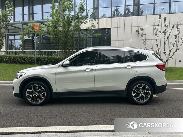 BMW X1 2022 Белый из Китая, фото 3