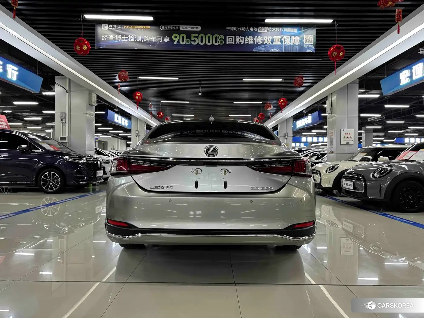 Lexus ES 2023 Champagne/brown из Китая, фото 3