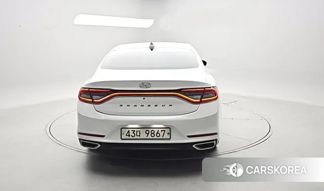 Hyundai Grandeur IG id 3042006 из Кореи 13