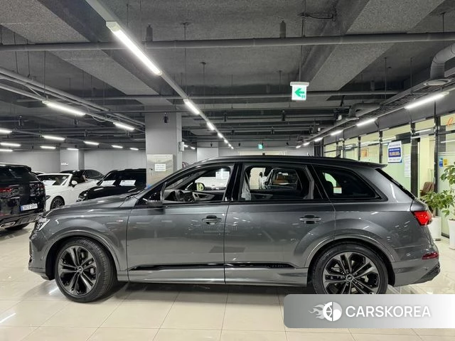 Audi Q7 (4M) 2026 Серый из Кореи, фото 6