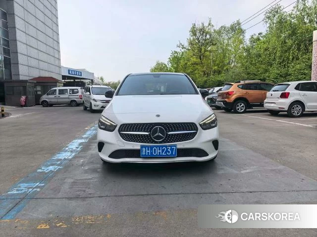 Mercedes-Benz Class B 2022 Белый из Китая, фото 3