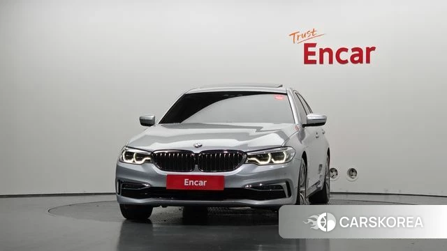 BMW 5 Series (G30) id 4746381 из Кореи 13