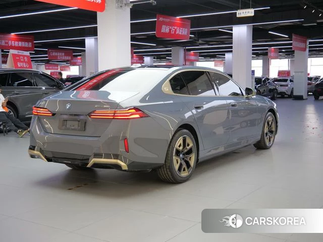 BMW i5 id 4313846 из Китая 12